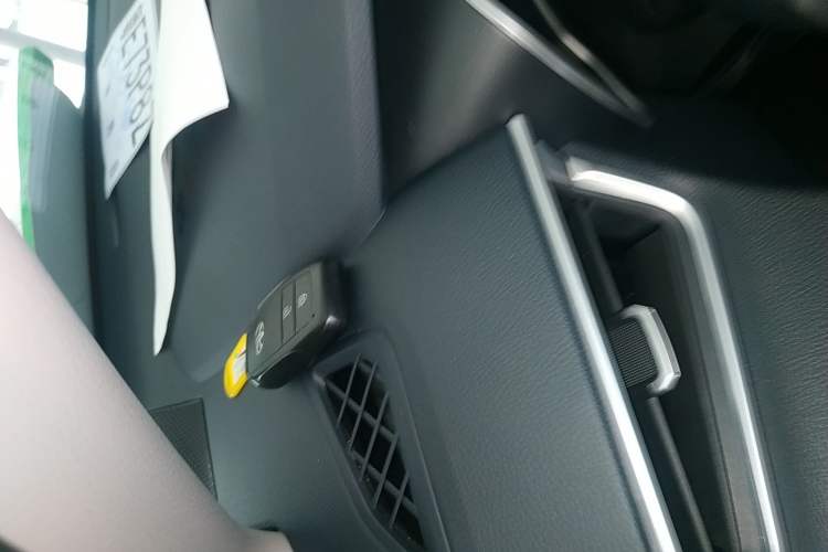 Used Toyota FRONTLANDER 2022 2.0L CVT Luxury Edition
