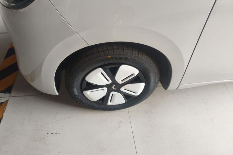 Used Wuling Hongguang MINIEV 2025 Four-Door Version Advanced Edition
