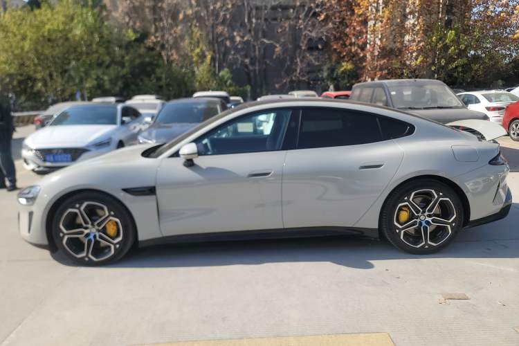 Used  SU7 2024 Four-Wheel Drive Ultra-Long Range Advanced Intelligent Driving Max Edition
