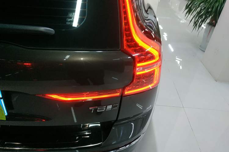 Used Volvo XC60 2020 T5 4x4 Zhiyi Luxury Edition
