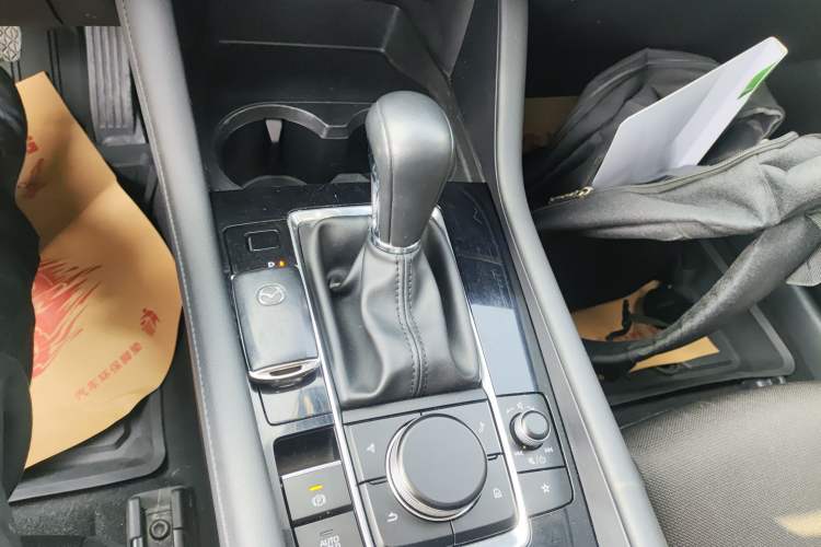 Used Mazda Mazda 3 Axela 2021 2.0L Automatic ZhiXuan Edition
