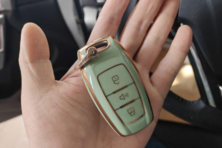 Used Haval H2 2018 Red-Label 1.5T Dual-Clutch Two-Wheel-Drive Luxury Model