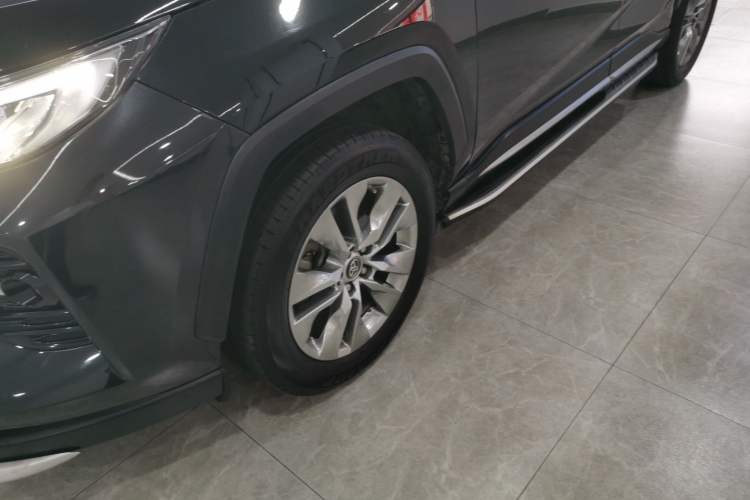 Used Toyota Wildlander 2022 2.0L CVT Two-Wheel Drive Luxury Edition
