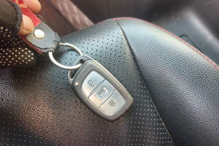 Used Hyundai Elantra 2015 1.6L Automatic Leading Model
