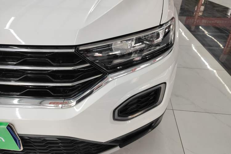 Used Volkswagen T-ROC 2020 280TSI DSG Two-Wheel-Drive Elite Version
