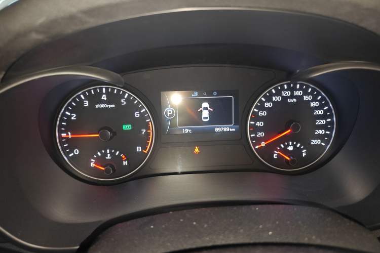 Used Kia K5 2017 2.0L Automatic 15th Anniversary Special Edition LUX
