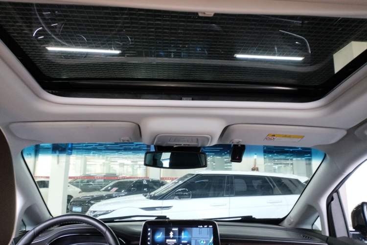 Used Buick GL8 2022 Land Business Class 652T Luxury Model