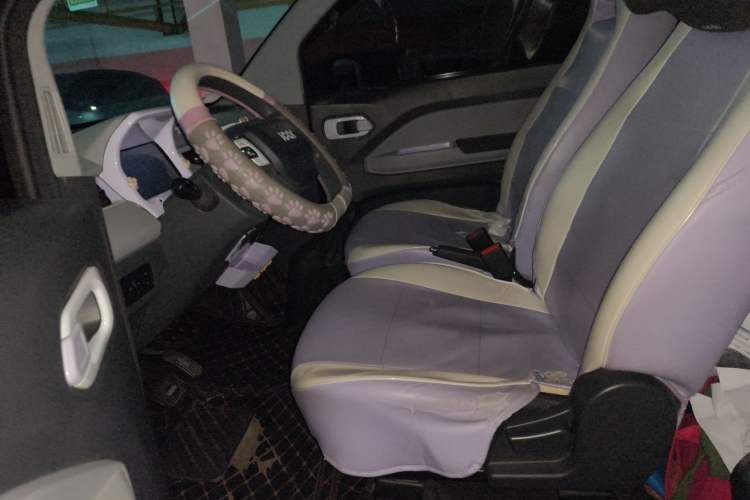 Used Chery QQ Ice Cream 2022 170km Sundae Phosphate Lithium-Ion
