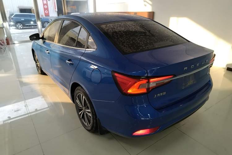 Used Roewe i5 2019 1.5L Automatic 4G Connected Langhao Edition
