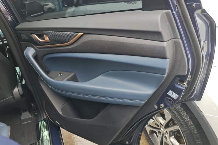 Used Oshan COS1 2018 1.5T Automatic Miao 7-Seater
