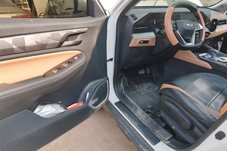 Used Geely Auto Haoyue PRO 2024 1.5T DCT Crosswise Edition
