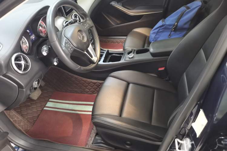 Used Mercedes-Benz GLA 2016 GLA 200 Fashion Model
