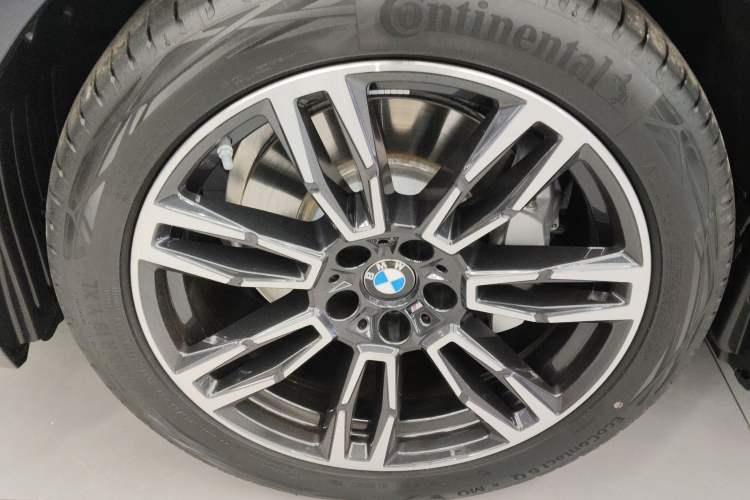 Used BMW 5 Series 2024 530Li Leading Model M Sport Package