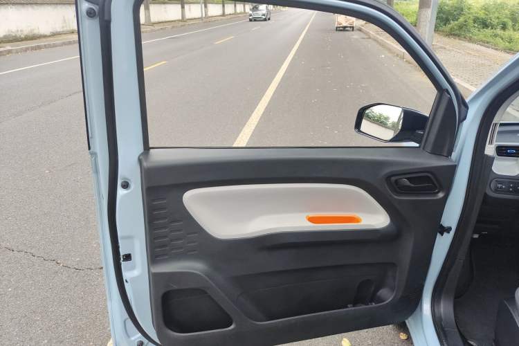 Used Wuling Hongguang MINIEV 2020 Freedom Version Lithium Iron Phosphate
