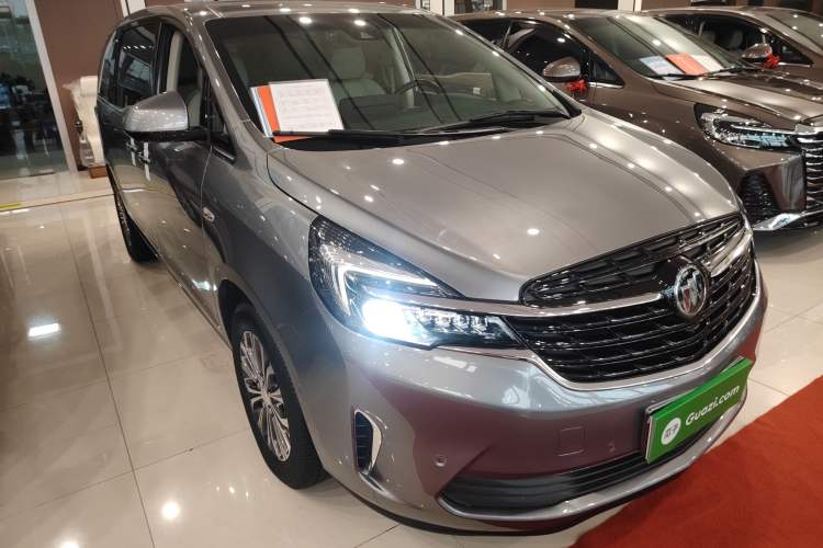 Used Buick GL8 2021 Land Cruiser Executive Class 652T Smart Luxury Model
