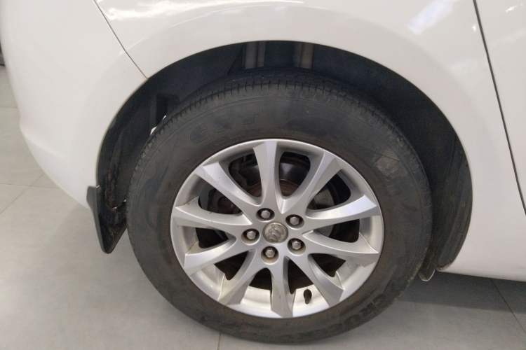 Used Buick GT 2014 XT 1.6L Automatic Fashion Edition
