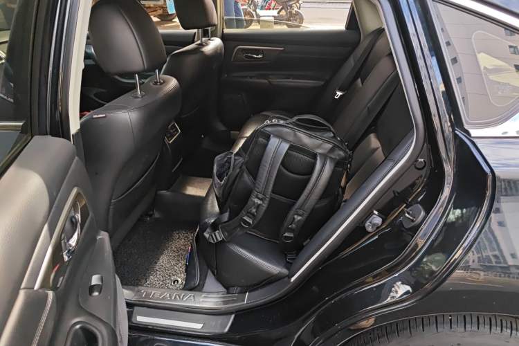 Used Nissan Teana 2013 2.5L XL Leading Edition
