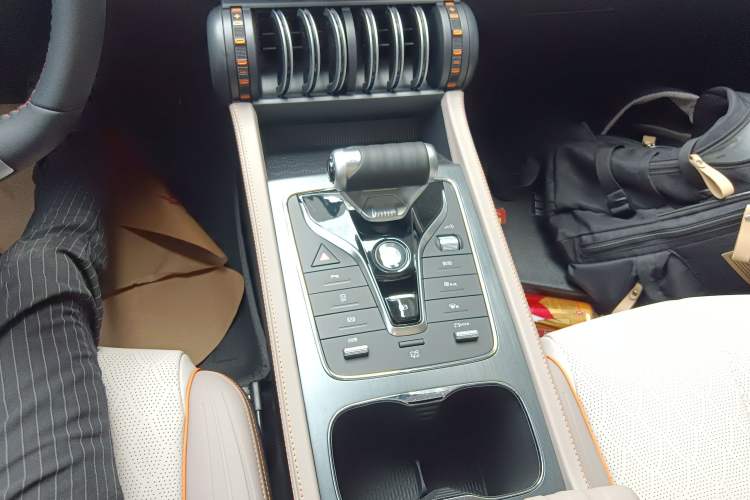 Used BYD Yuan PLUS 2024 Honor Edition 430KM Beyond Model
