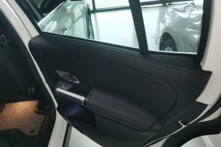 Used Mercedes-Benz GLB 2021 GLB 200 Dynamic Edition
