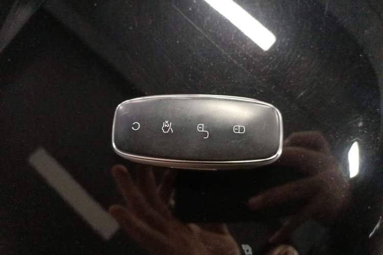 Used Denza D9 2022 DM-i 970 Four-Wheel Drive Flagship Model