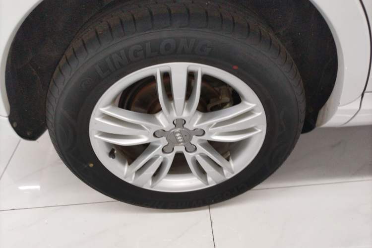 Used Audi Q3 2015 35 TFSI Comfort Model