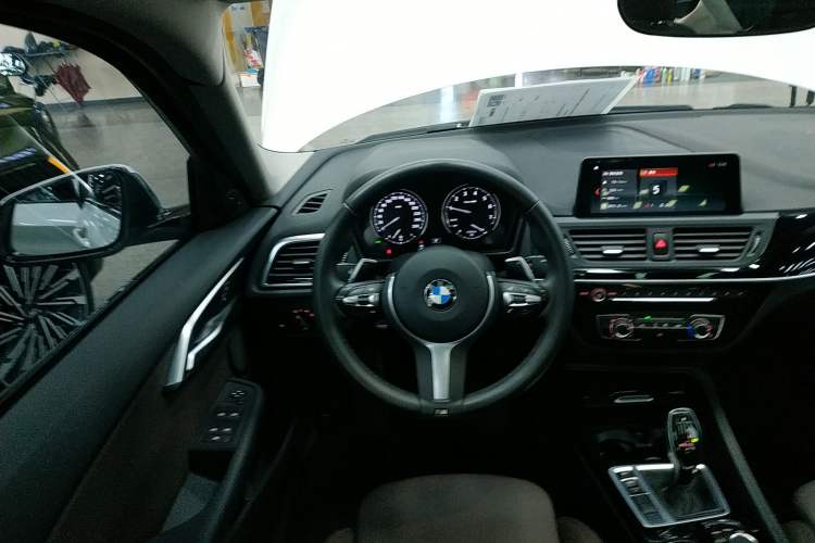 Used BMW 1 Series 2020 125i Leading Model M Sport Package