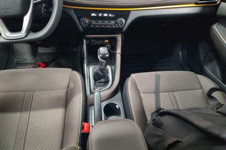 Used Changan Eado DT 2019 1.6L Manual Comfort Model China VI Standard