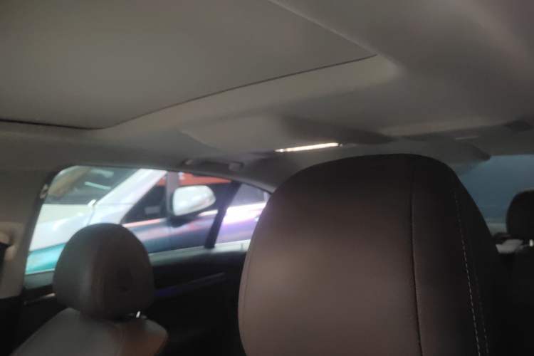 Used BMW 5 Series 2019 525Li Luxury Package