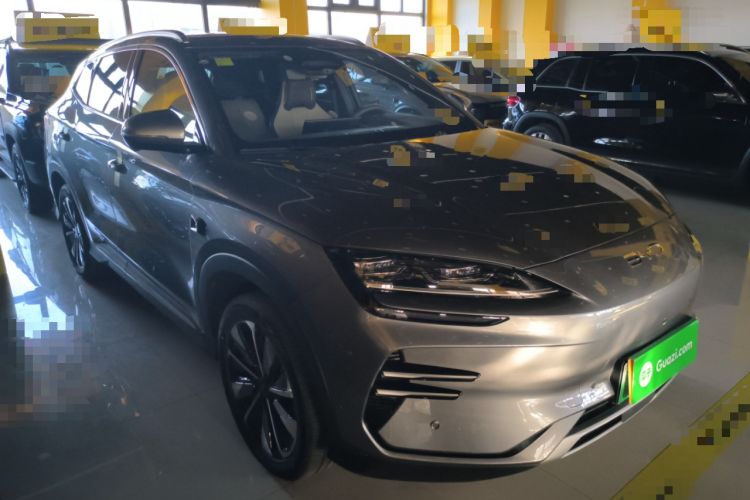 Used BYD Song PLUS New Energy 2025 EV Intelligent Driving Version 520km Premium Model
