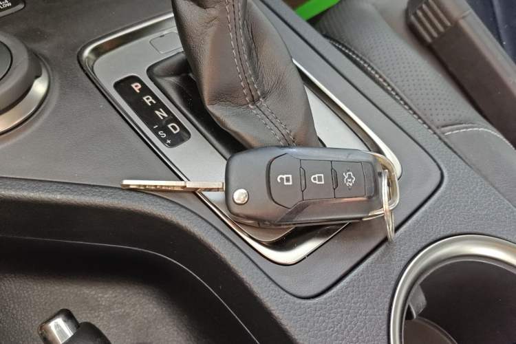 Used Ford Everest 2017 2.0T Gasoline Automatic 4x4 Luxury Edition 5 Seats
