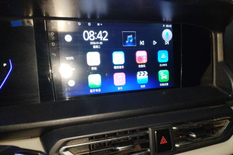 Used Dongfeng Aeolus E70 2023 500 Smart Edition Lithium Iron Phosphate 48.6 kWh 120 kW
