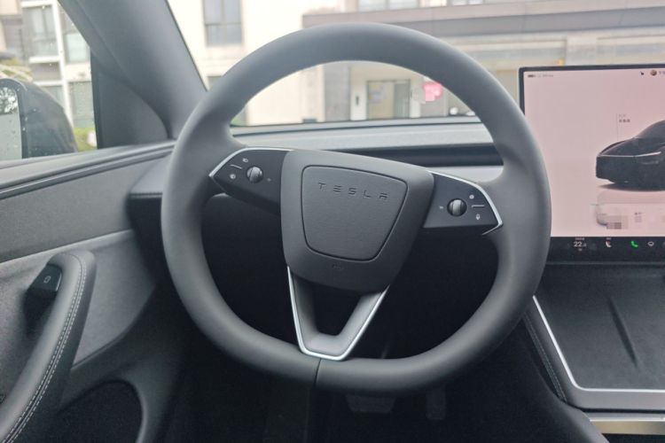 Used Tesla Model Y 2026 Rear-Drive Model