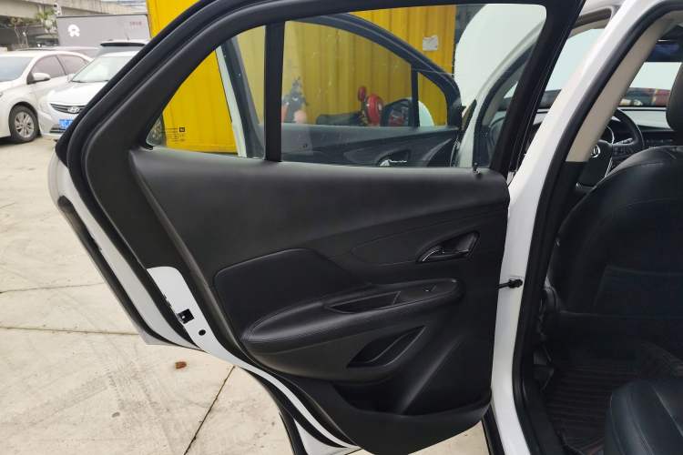 Used Buick Encore 2018 18T Automatic Two-Wheel Drive Urban Leading Model
