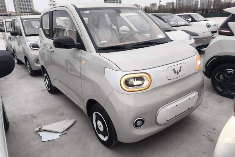 Used Wuling Hongguang MINIEV 2024 3rd Generation 215km Youth Edition