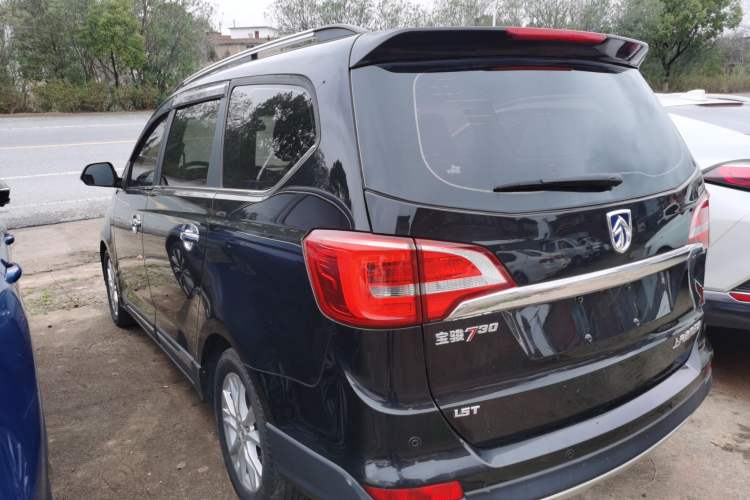 Used Baojun 730 2016 1.5T Manual Comfort Version 7 Seats
