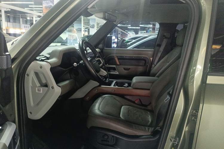 Used Land Rover Defender 2022 110 P400 Dark Edition