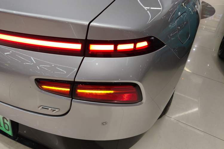 Used XPeng P7 2024 P7i 550 Pro
