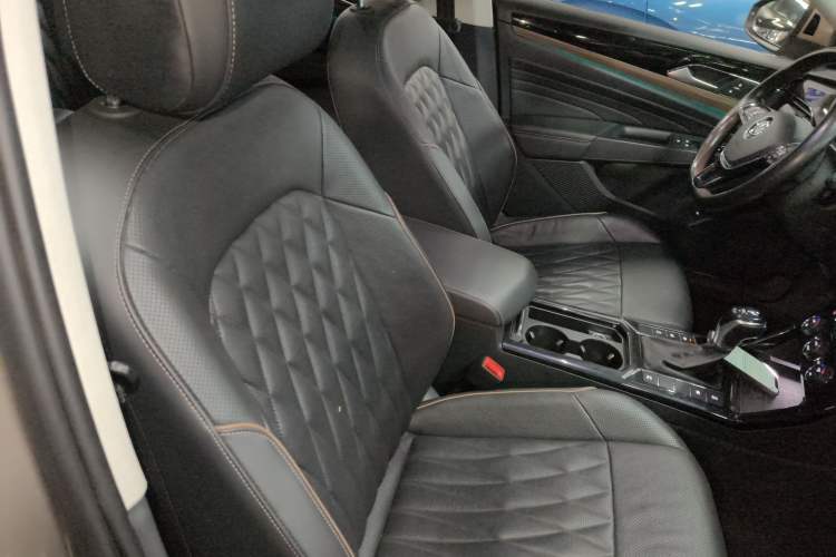 Used Volkswagen Passat 2019 380TSI Prestige Edition China VI Standard
