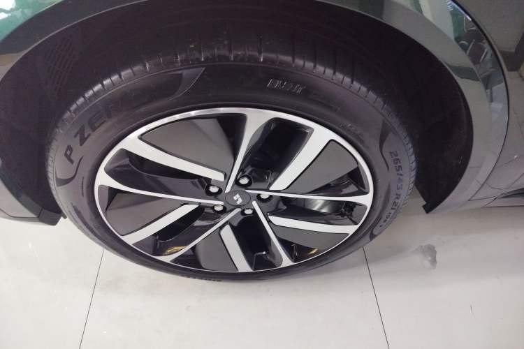 Used Li Auto L9 2022 Max model