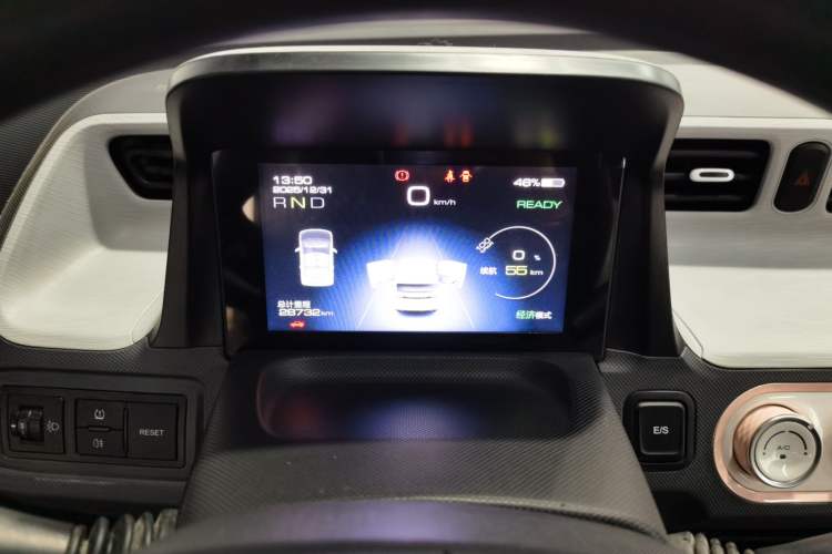 Used Wuling Hongguang MINIEV 2022 Macaron Fashion Model Lithium Iron Phosphate
