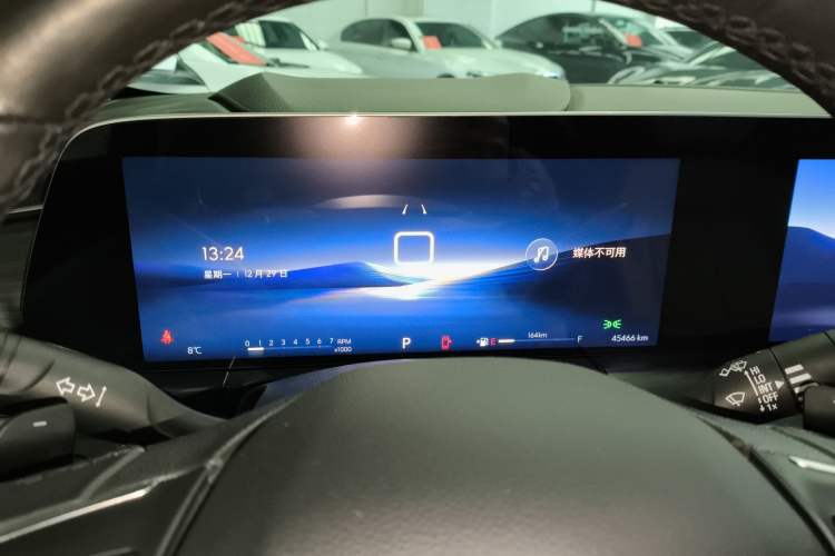 Used Buick GL8 2023 ES Lu Zun Deluxe and Yue Edition