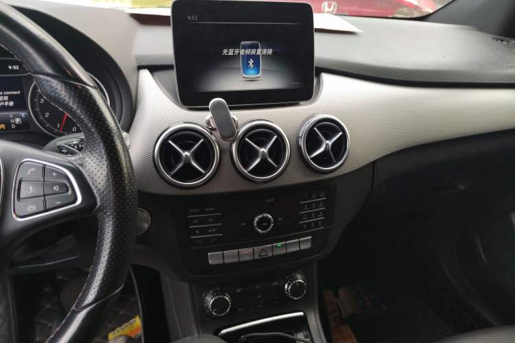 Used Mercedes-Benz B-Class 2018 B 200 Sport Edition