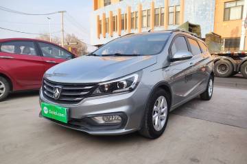 Used Baojun 310W 2017 1.5L Manual Fashion Model China V