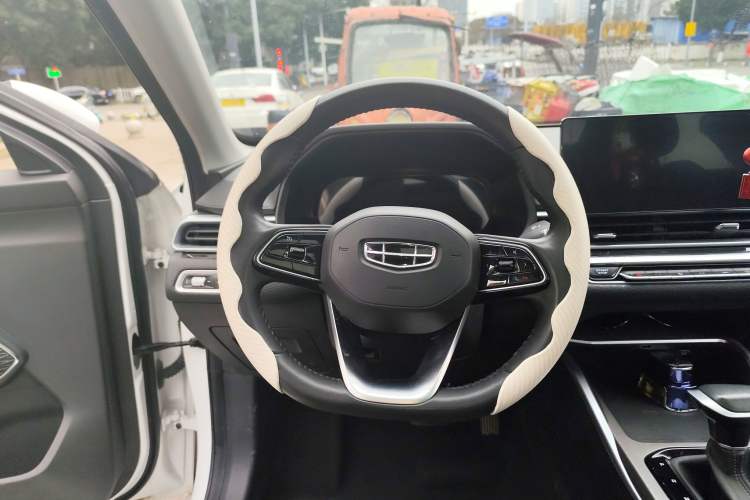 Used Geely Auto Emgrand 2022 4th Generation 1.5L CVT Luxury Model