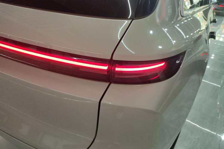 Used Li Auto L6 2024 Pro Model
