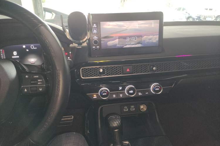 Used Honda Civic 2022 240TURBO CVT Dynamic Edition
