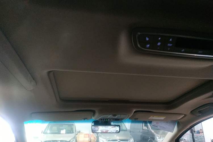 Used Buick GL8 2020 ES Land Cruiser 653T Luxury Model
