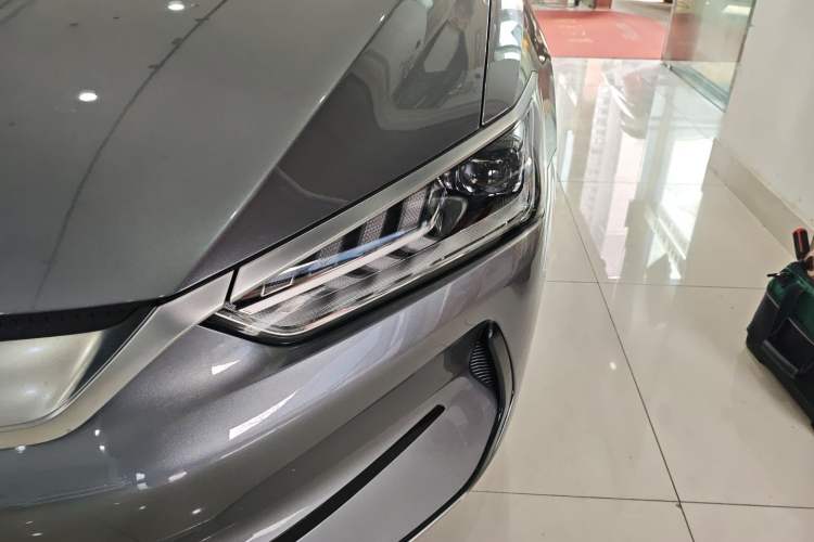 Used BYD Qin PLUS 2021 EV 500KM Luxury Model