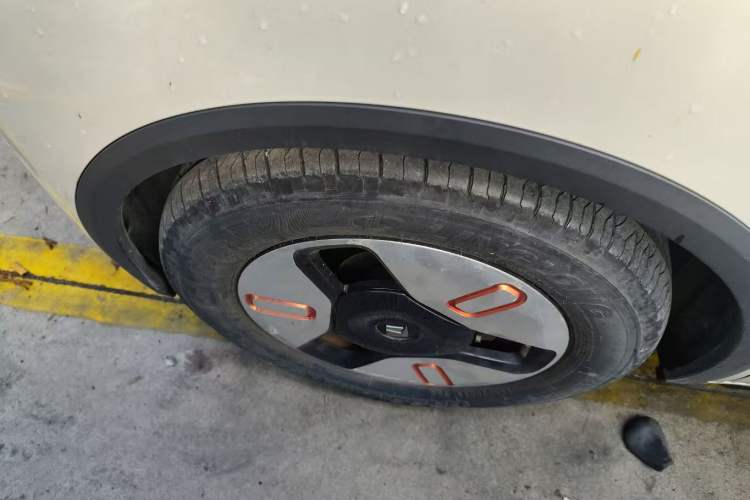 Used Baojun KiWi EV 2021 Artist Model Ternary Lithium