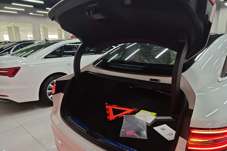 Used Hima Luxeed S7 2024 Pro Model
